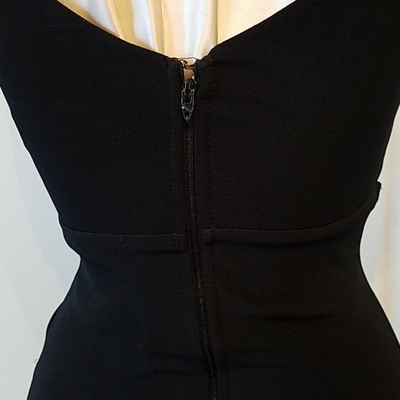 DANA DEATHERAGE HOT FITTED DRESS - Picture 5 of 7